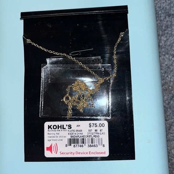 Gold Plated Brass & Genuine Crystal Snowflake Pendant - Picture 5 of 5